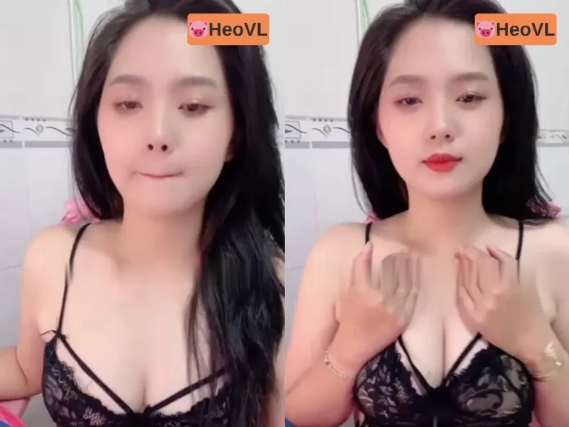 Bạn gái răng khểnh khoe cậu bé tròn trắng
